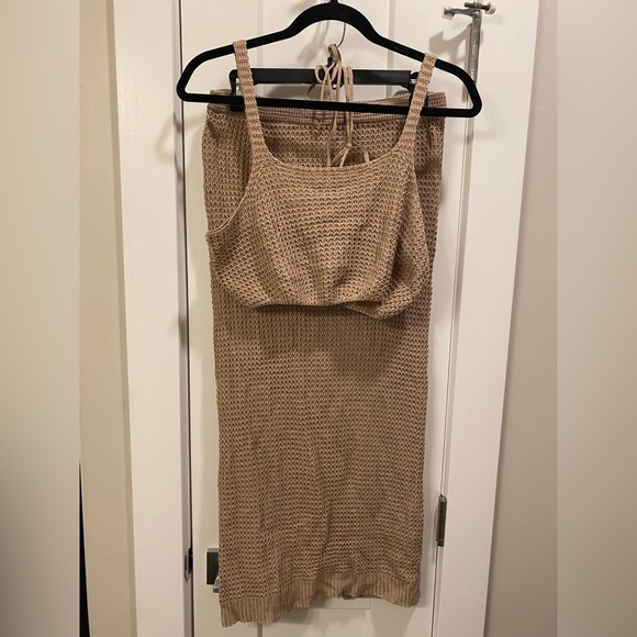 Amazon Knitted Coverup Set. Size- Large. Color- Khaki. - Picture 4 of 9
